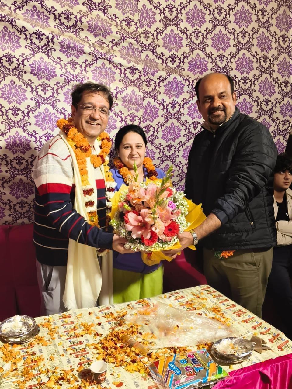Felicitation Ceremony With Bouquet