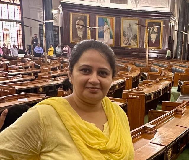 Portrait of Roli Shastri